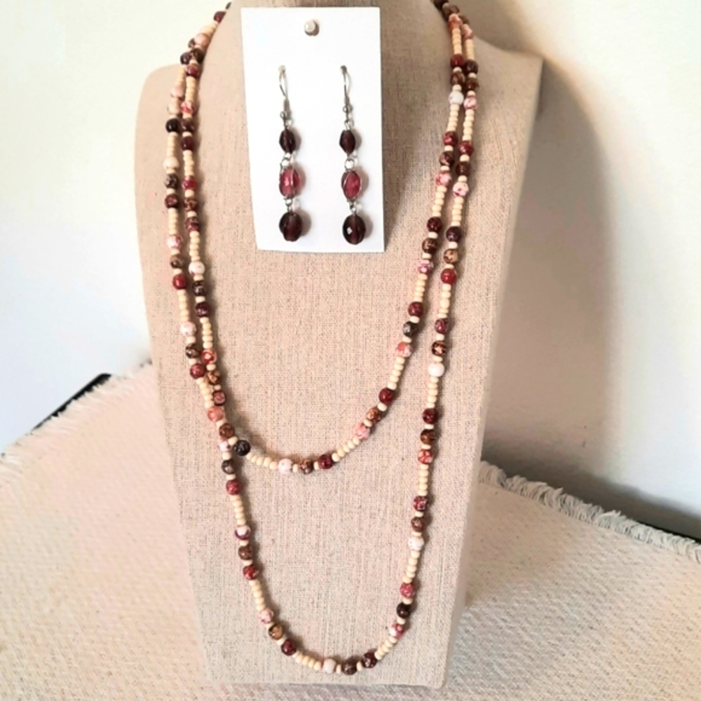 VINTAGE Glass bead NECKLACE  & EARRINGS